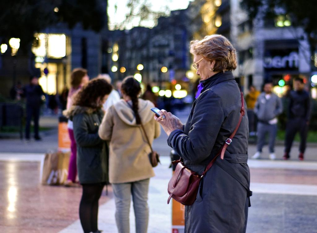 AI assessment dashboard showing clutter analysis